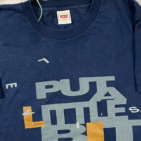 Levi’s Vintage 90’s T-shirt “Levi’s Life” Made in USA - Picture 8 of 12